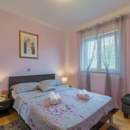 Prázdninový dům House Toni For 8 Persons *