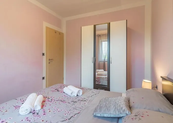 Semesterbostad House Toni For 8 Persons