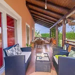 Casa de Férias House Toni For 8 Persons *