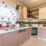 House Toni For 8 Persons *